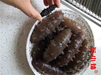 海参香菇上海青的做法，海参青椒香菇的做法